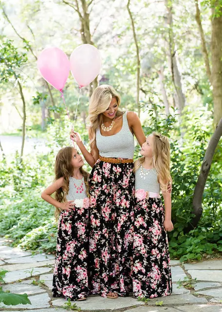 NASHAKAITE Mother Daughter Dresses Sleeveless Patchwork Striped Rose Long Dress Mother and Daughter Clothes Family Look Dress
