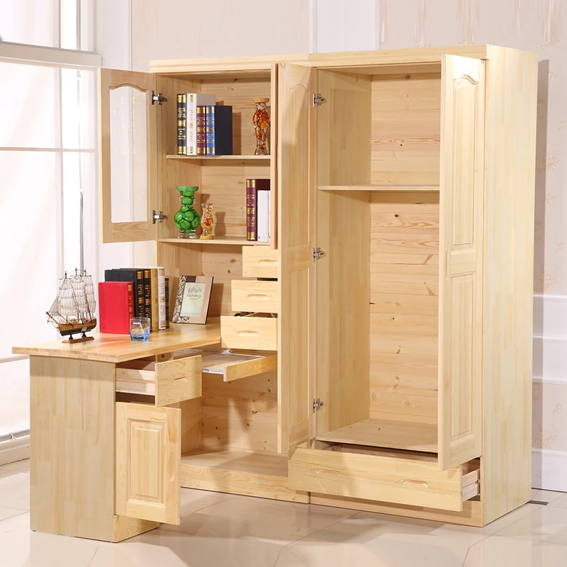 Alle massief houten bureau met eenvoudige desktop computer