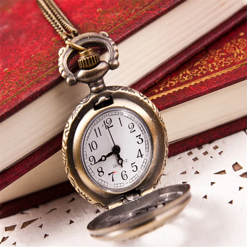 

Hot Fashion Pocket Watch Necklace Quartz Watches Vintage Retro Bronze Pendant Chain Luxury Women Men relogio feminino