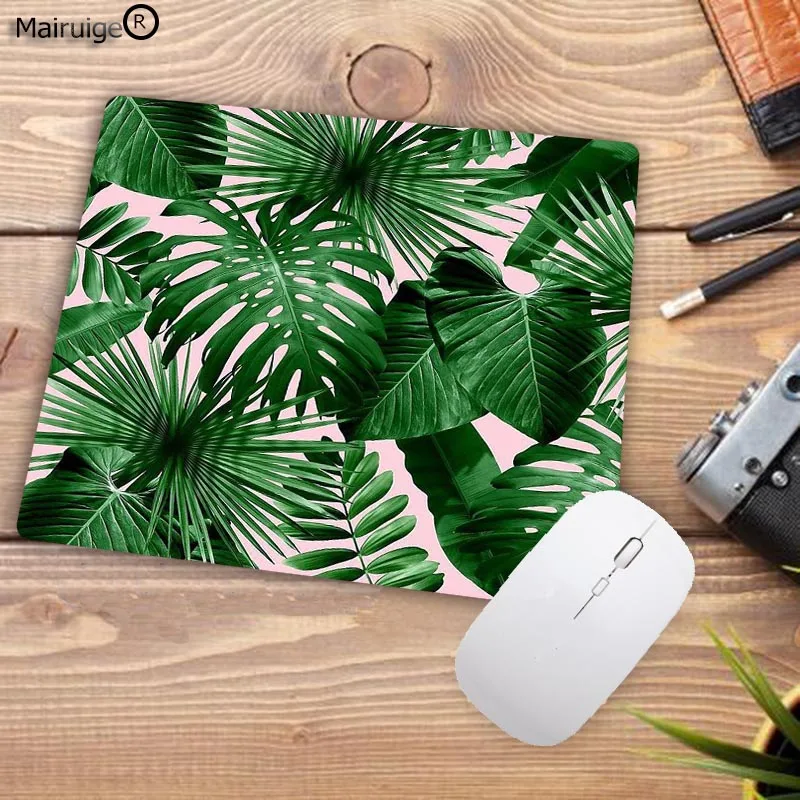 23Palm-Leaf-Wallpaper-temporary-and-easy-to-put-up-and-remove-on-the-blog-daily-dose-of-charm-by-lauren-lindmark-PA.jpg.pagespeed.ic_ (6)