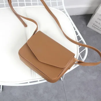 

2019 Brand Chic Simple PU Leather Small Square Bag Solid Color Envelope Purse Women Messenger Bags Casual Lady Flap Shoulder Bag
