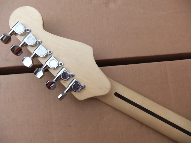 New Arrival Fdr STR electric guitarLeft Handed Model in deep brown 100816