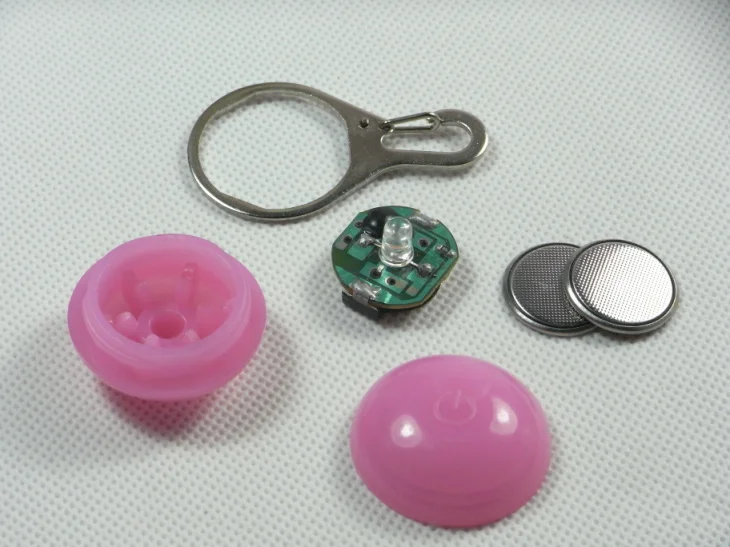 LED    (50)