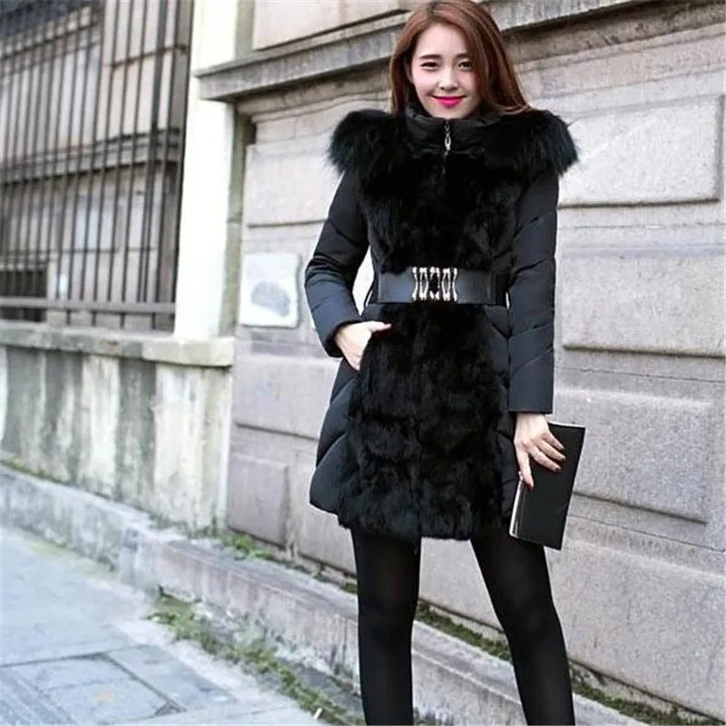 Женская хлопковая стеганая куртка, модное приталенное пальто средней длины из искусственного меха, теплая хлопковая куртка, пальто бежевого и черного цвета с капюшоном и поясом из искусственного меха