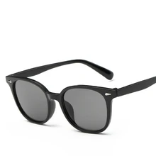 Марка Модельер Для женщин солнцезащитные очки черная рамка Для женщин очки женские солнцезащитные очки Винтаж сексуальные оттенки UV400
