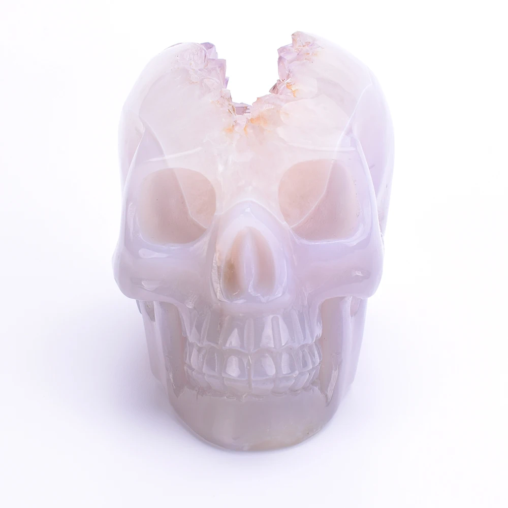 

4.1 '' Natural Agate Geode Skull Carved Healing Crystal Skull Sculpture Realistic Energy Quartz Statue Craft Ornaments Home Gift