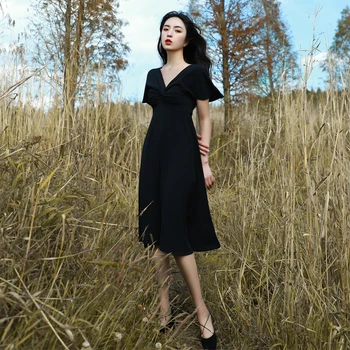 

2019 new temperament Teens Girls retro 50s60sV collar OL dress Butterfly Sleeve Slim Hepburn Gothic dress Party Dresses