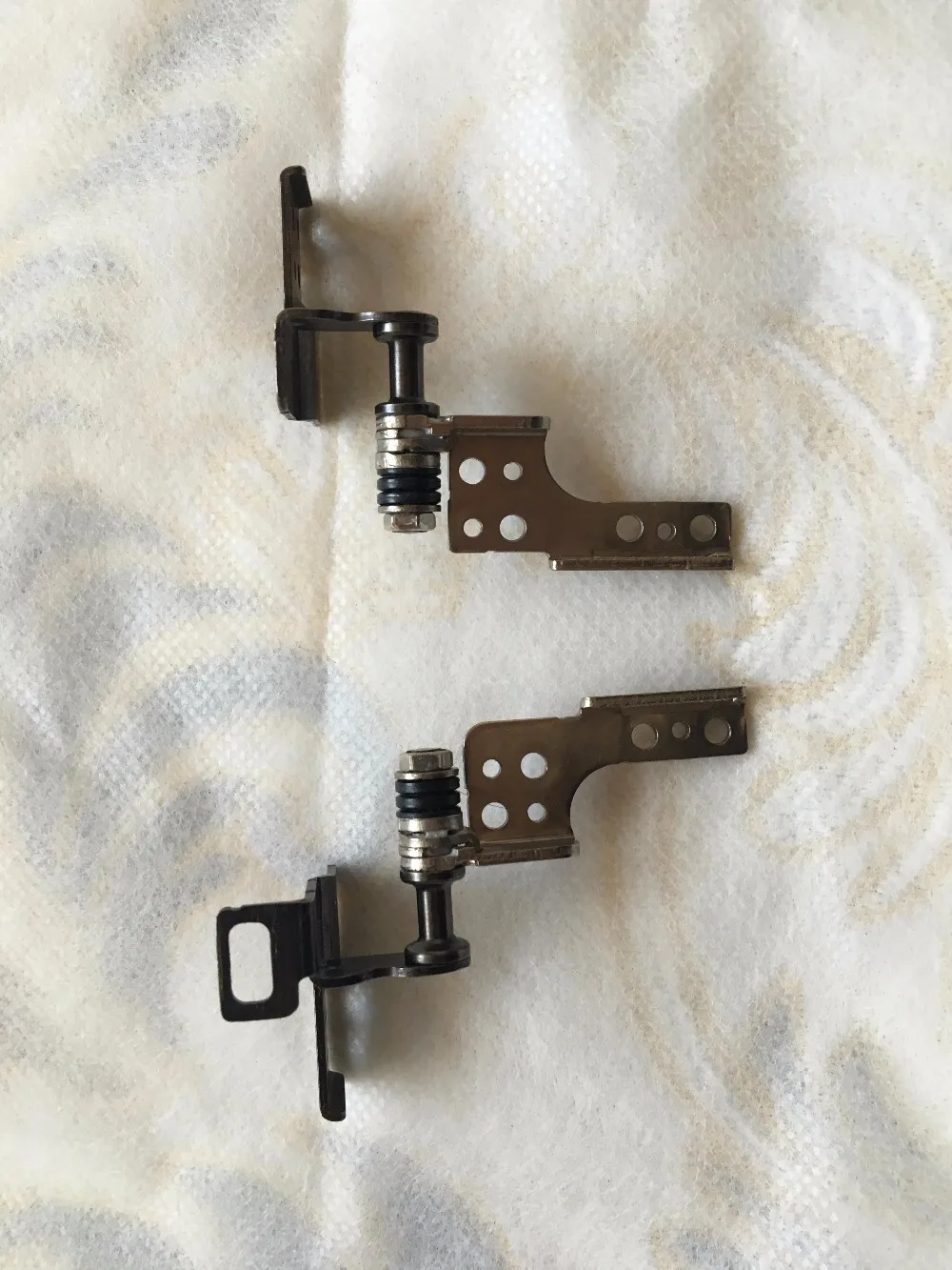 

new original for MSI GT72 hinges L+R