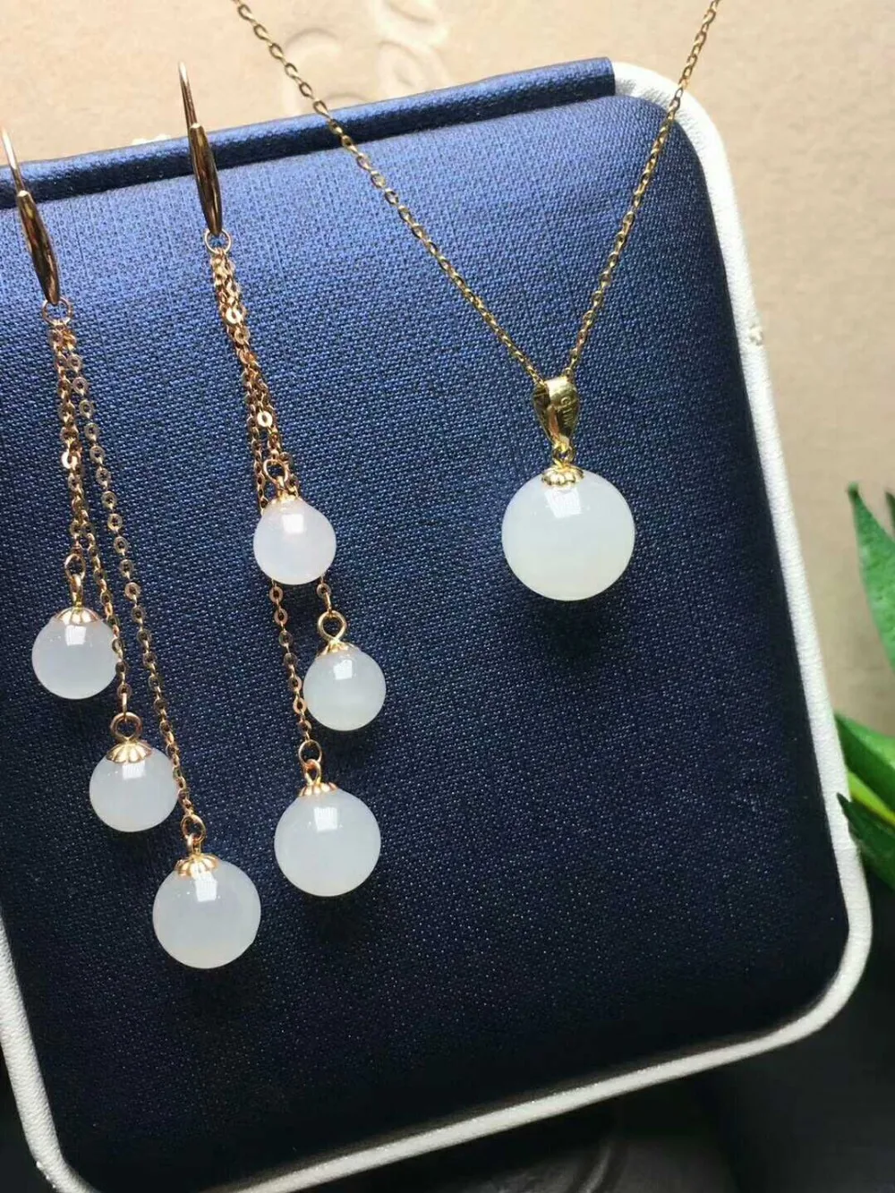 

Zheru Jewelry Only Pure 18k Gold Inlay Natural Hetian White Jade 10mm Round Bead Pendant Necklace 6-8mm Bead Earrings Gift