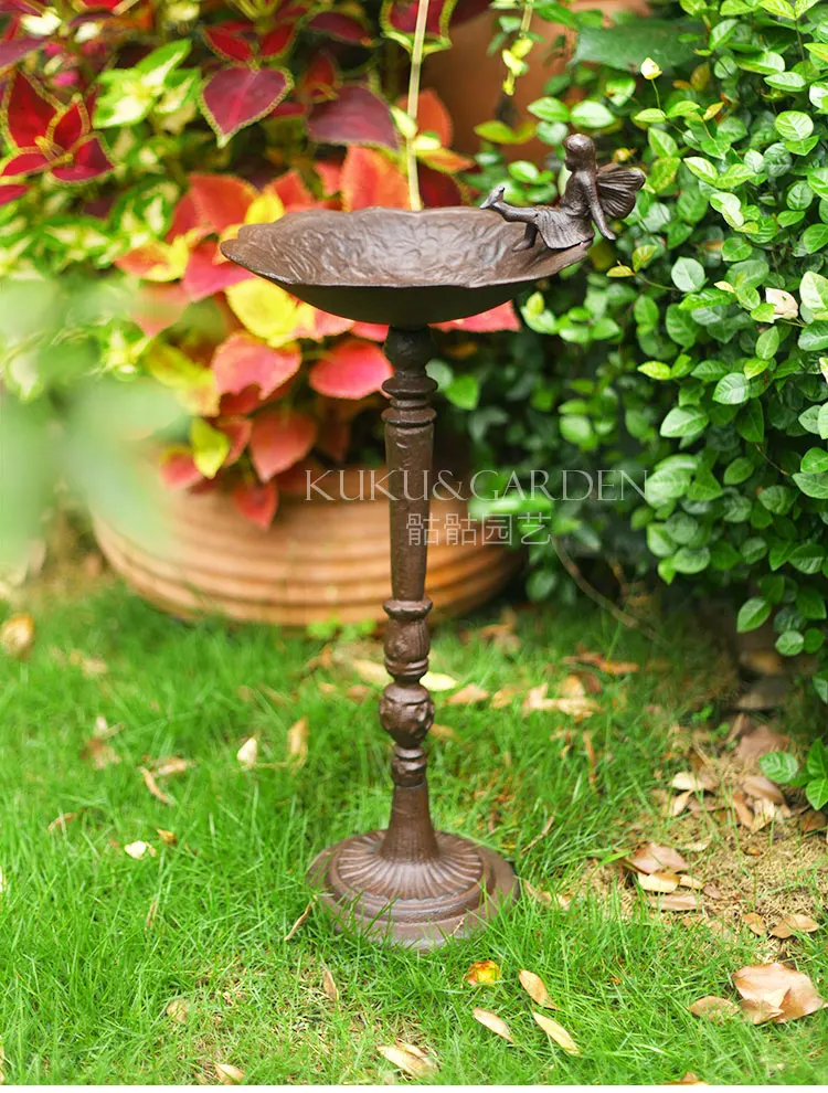 Луи Мода Европейский металлический замок старый птица посадочное устройство кормушка вилла сад двора железное украшение