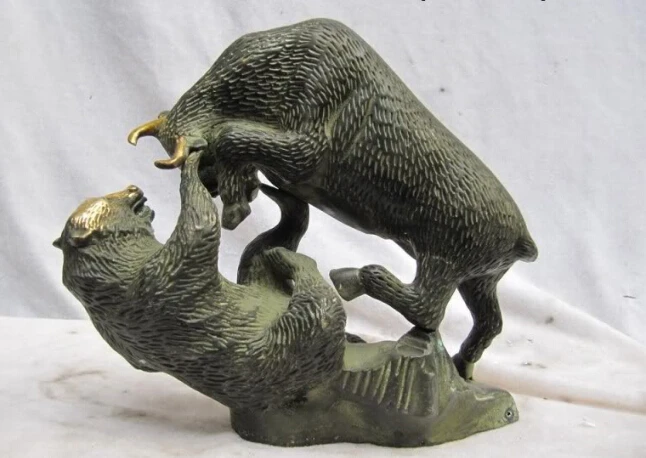 

Chinese Folk Art collection Old Bronze Ox Bull combat wrestle Black Bear Statue