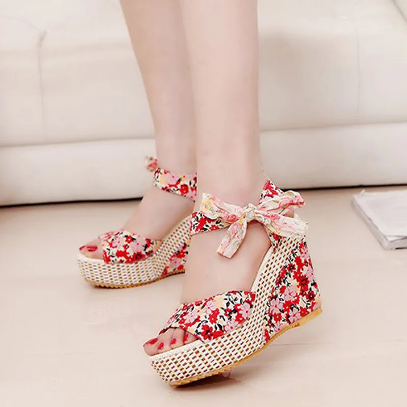 

Lace Up women Sandals Peep Toe Platform Sandals Flower Scarpe Donna Sexy Wedge Shoes Thick Bottom Boho Shoes Summer Women Shoes