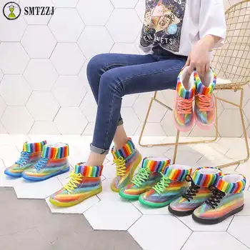 SMTZZJ Nieuwe Brand Designer Crystal Flats Vrouwen Kleurrijke Zachte Strand Laarzen Cover Schoenen transparante Waterdichte Protector Regenkleding