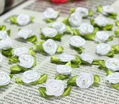 Хит 100 шт атласная мини-лента лепесток цветка розы Свадебный декор Аппликации шитье сделай сам - Цвет: Бежевый