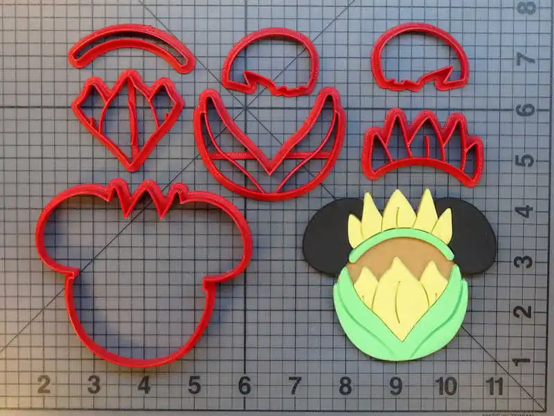 JB_Mickey-Mouse-Tiana-266-808-Cookie-Cutter-Set-Mouse-Princess-266-808