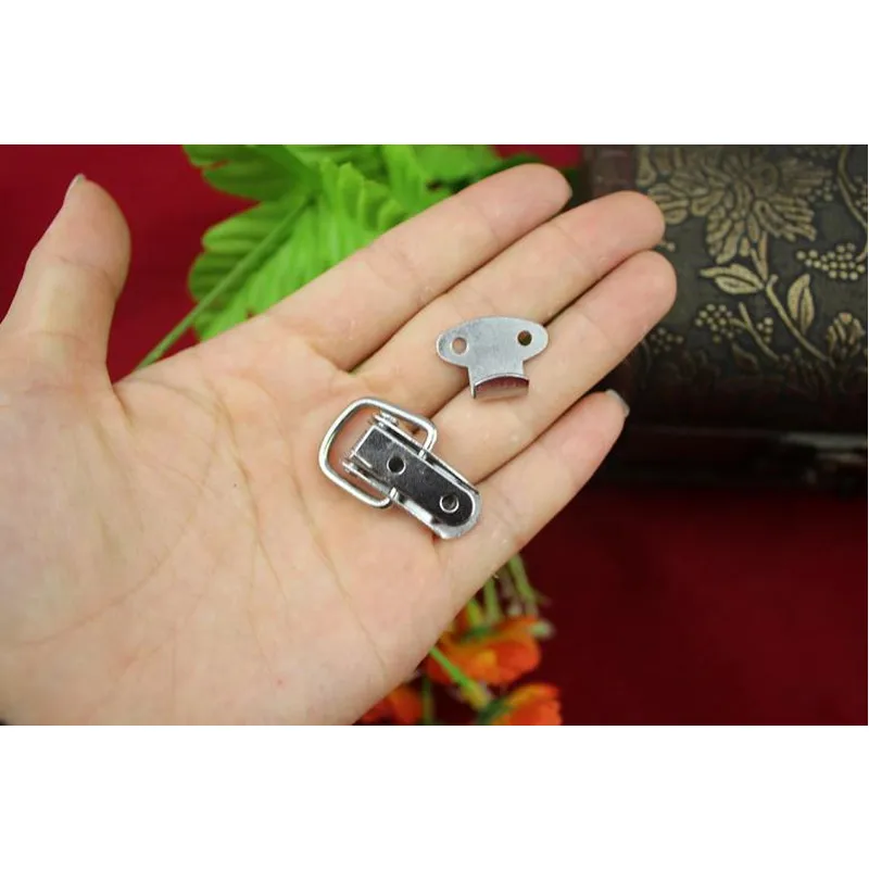 White-Duck-mouth-Buckle-Vintage-Mini-Lock-Chest-Box-Gift-Box-Suitcase-Case-Buckles-Toggle-Hasp (1)