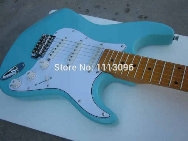 Cheap Electric guitar Free shipping wholsale 2015 new ST green COLOR oem BRAND electric guitar/guitar in china