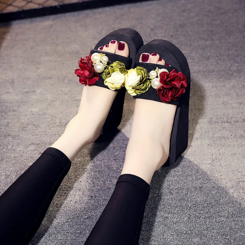 

Wholesale handmade flower sandals slippers Summer shoes flip-flops female outdoor leisure non-slip beach slippers women shoes