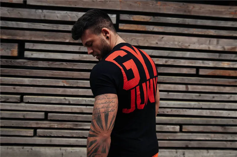 4125267877_2107632900