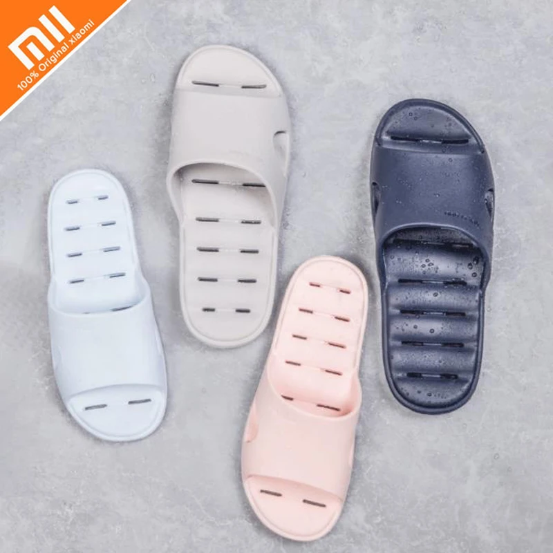 

Original Xiaomi One cloud bathroom non-slip leaking slippers light leaky design wear-resistant waterproof slippers