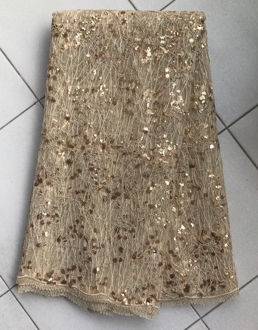 

2018 African Lace Fabric With Gold Sequins Embroidery Nigerian Tulle Mesh Lace Fabric For Party Dresses Women Dress