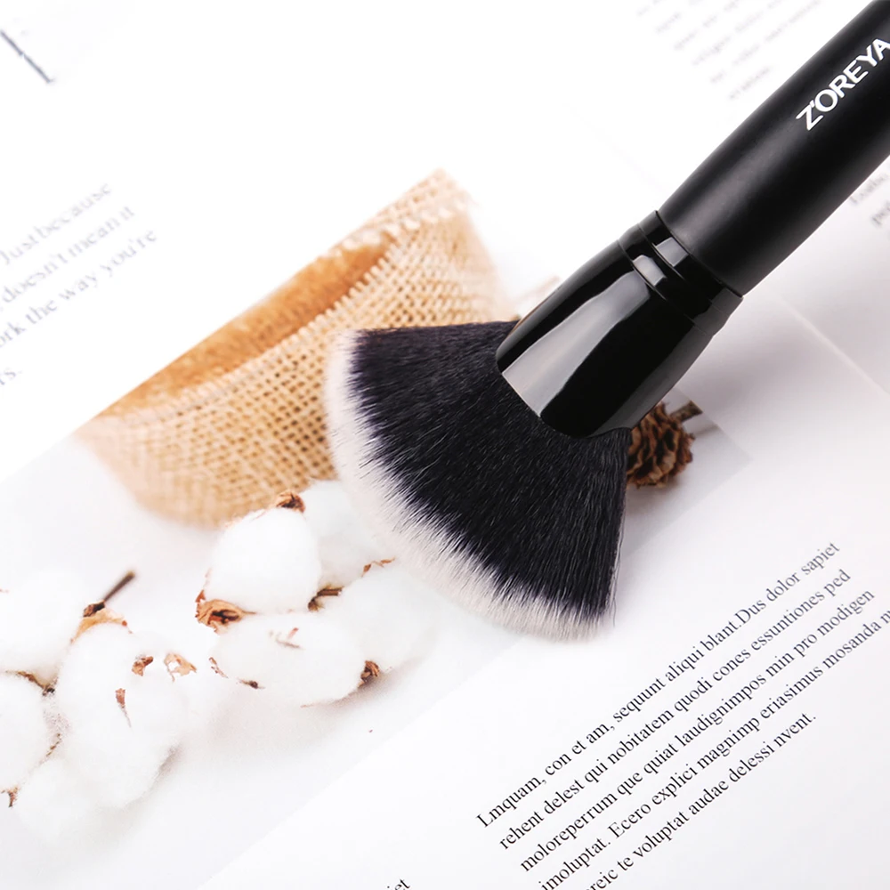 

Softness Fan Shape Makeup Brush Face Powder Foundation Blush Brush Make Up Tool absorb less liquid