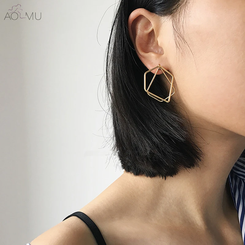 

AOMU New Design Simple Chic Abstract Irregular Metal Line Polygon Geometric Overlap Triangle Spike Stud Earrings for Women Girl