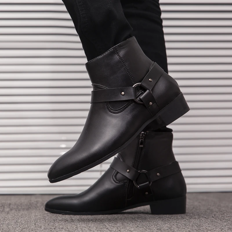 Romмедаль; коллекция года; ботинки «Челси»; мужские кожаные ботинки черного цвета; ботильоны из натуральной кожи с металлическим украшением; модная мужская обувь с высоким берцем на молнии