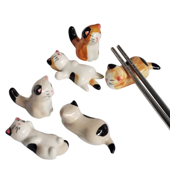 

3pcs/Set Japanese Style Ceramic Chopsticks Holder Stand Cute Cat Design Chopstick Rack Pillow Kitchen Art Craft Tableware P20