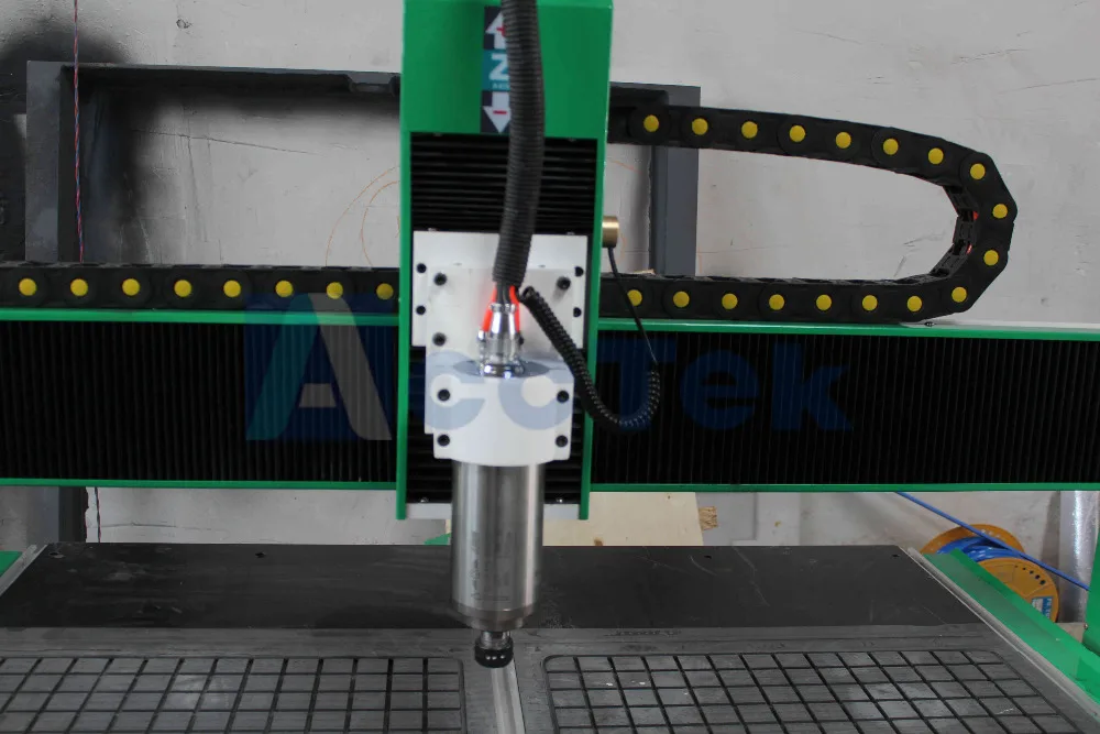 Цзинань AccTek AKG1212 ЧПУ маршрутизатор Италия pantograph используется для дерева больший
