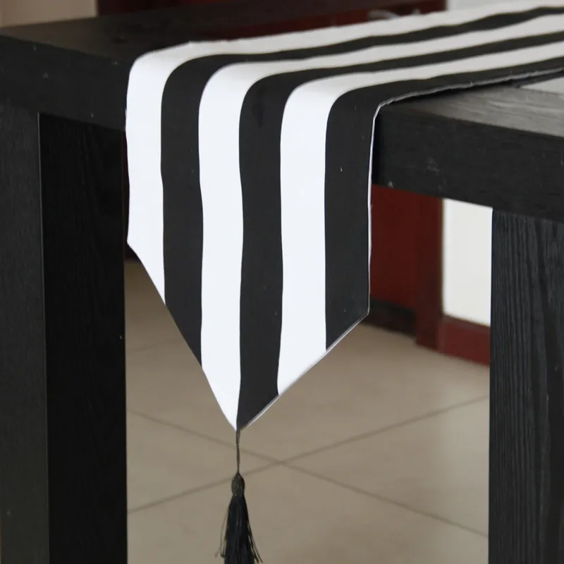 

1PCS white and black stripe table runner modern luxury high quality cotton canvas weddng table runner for event party hotel 2018