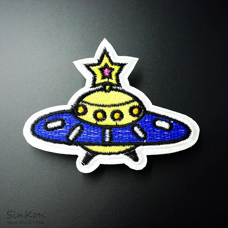 

UFO Size:7.5x10.0cm DIY Patch Badge Embroidered Cute Badges Hippie Iron On Kids Cartoon For Clothes Stickers