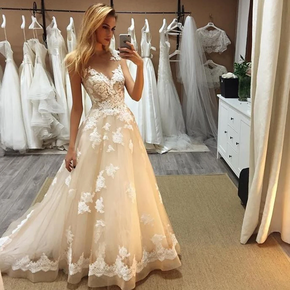 

New Designer Top Quality Romantic Lace Applique Wedding Dresses Gorgeous Popular vestido de festa Long Champagne Bridal Gown