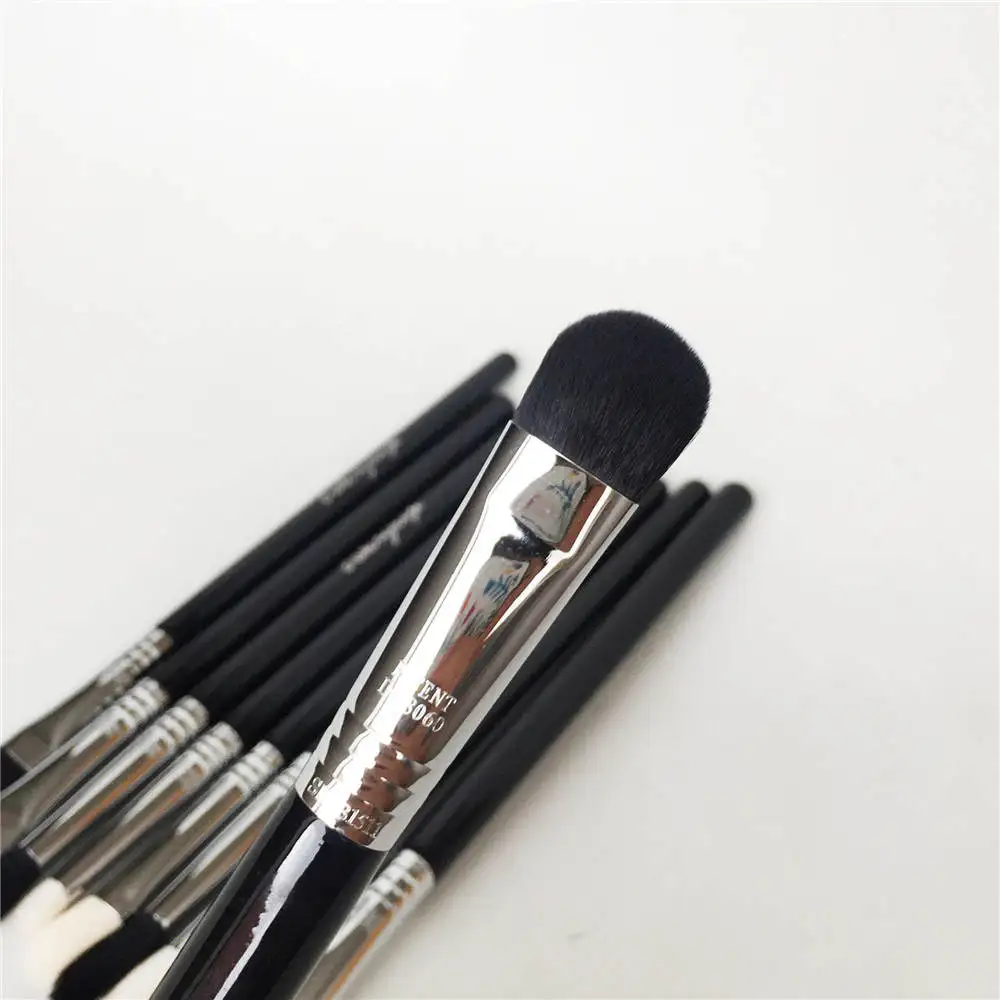 Sigma E50 LARGE FLUFF BRUSH _ 1