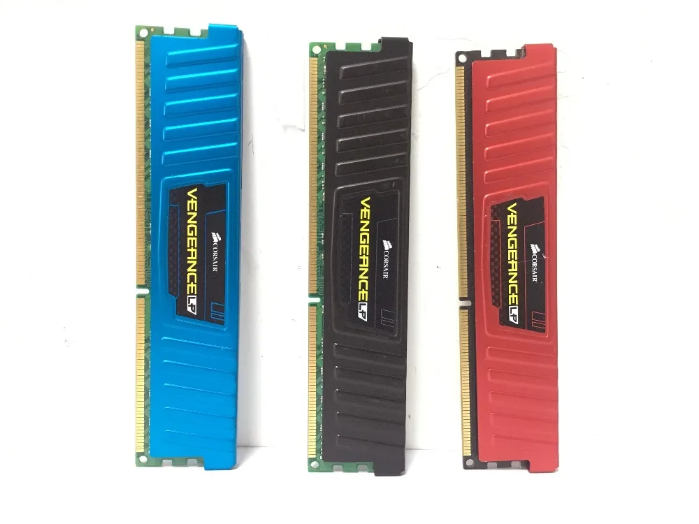 قرصان الانتقام LP جهاز كمبيوتر شخصي سطح المكتب 4 GB PC3 DDR3 161600 Mhz 1866 Mhz الذاكرة 240pin DIMM 4G 1600 1866 MHZ RAM