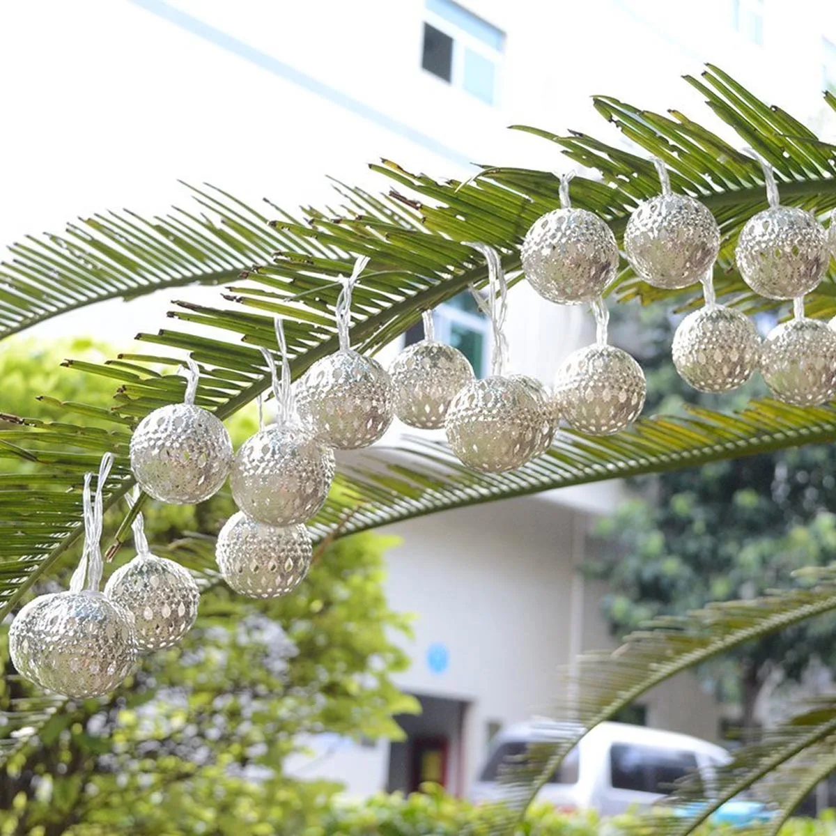 

Jiawen 20-LED 5M warm white Christmas Holiday Decoration String Light (AC 110-220V)
