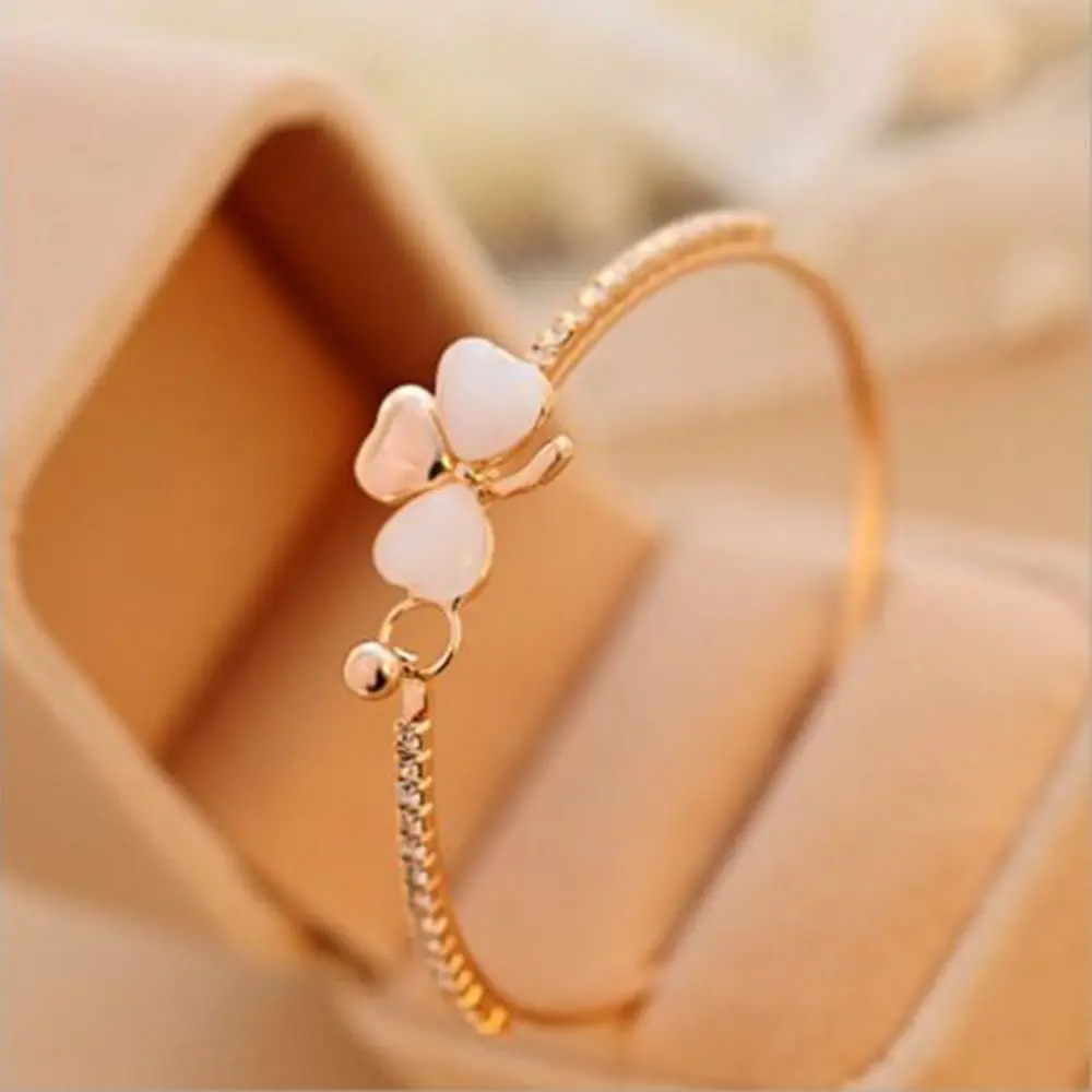 

New Fashion Jewelry Sweet Gold Color Zirconia Tennis Micro Inlay Clover Opal Charm Bracelet Bangle for Women
