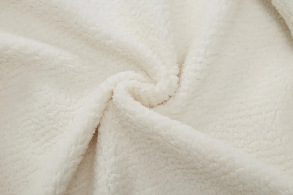 6598192231_457906232