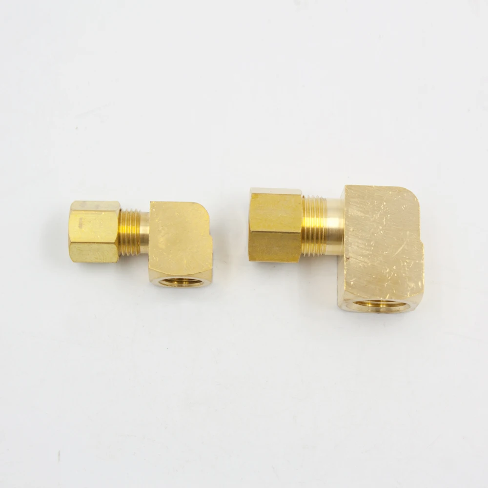 Coupling Vis Brass SAE 45 Degree Flare Tube Fitting Adapter 1, 1/2 Flare X 1/2 N