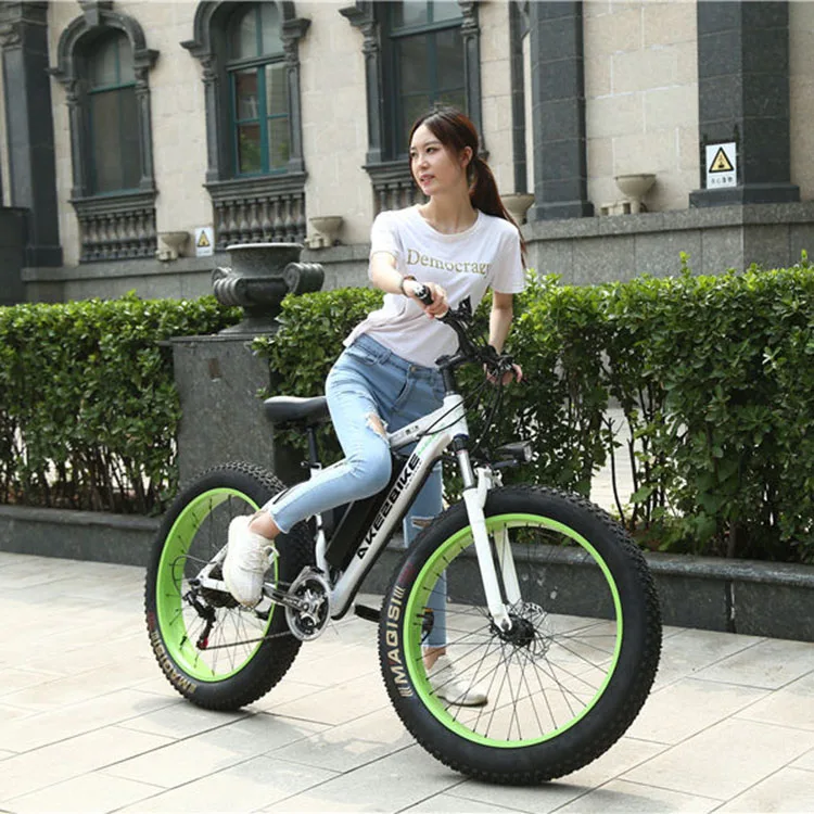 Flash Deal 26inch electric mountain bicycle fat ebike 4.0 snow tire electric bike Beach snow bike 4