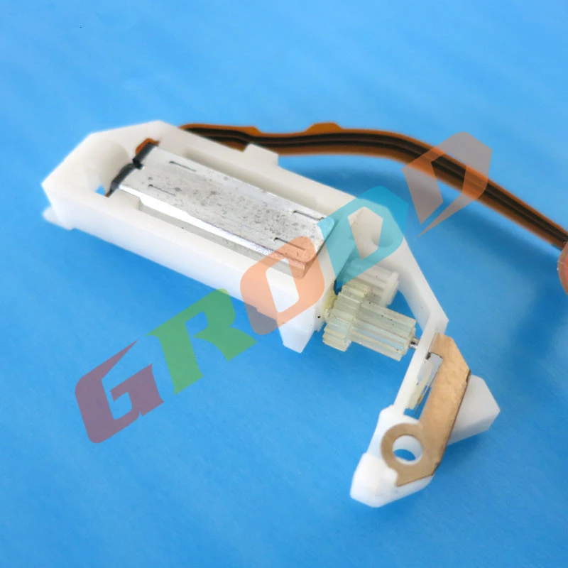 White 1 3V DC micro motor reducer group DIY solar K30 DC motor electric motor suitable