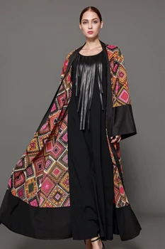 

Fashionable new 2019 hot item Muslim Abay, a retro and contrasting cardigan printed in abaya
