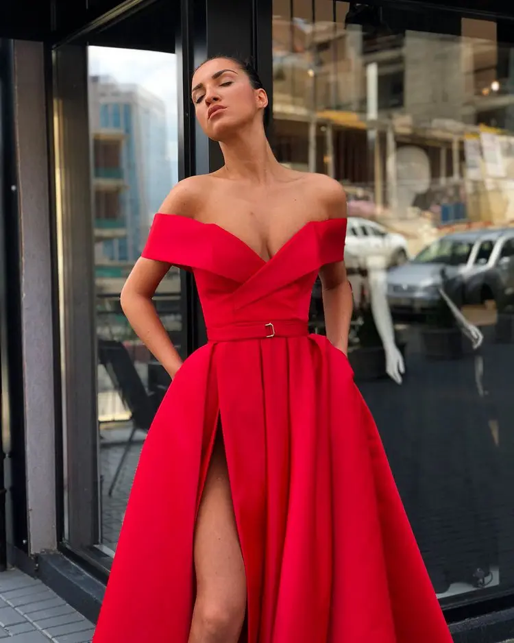 Red Muslim Evening Dresses 2019 A-line Off The Shoulder Slit Sexy Plus Size Islamic Dubai Saudi Arabic Long Evening Gown Prom