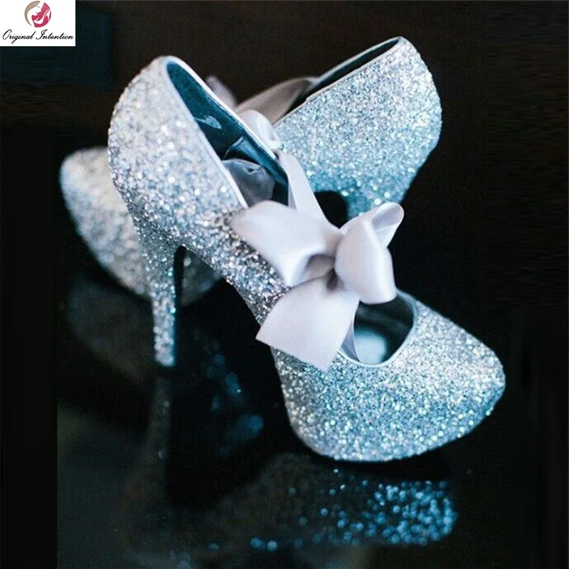 round toe silver shoes
