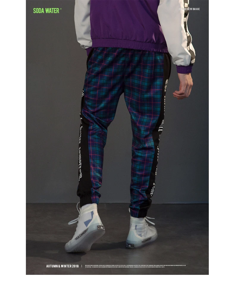 3 (6)
