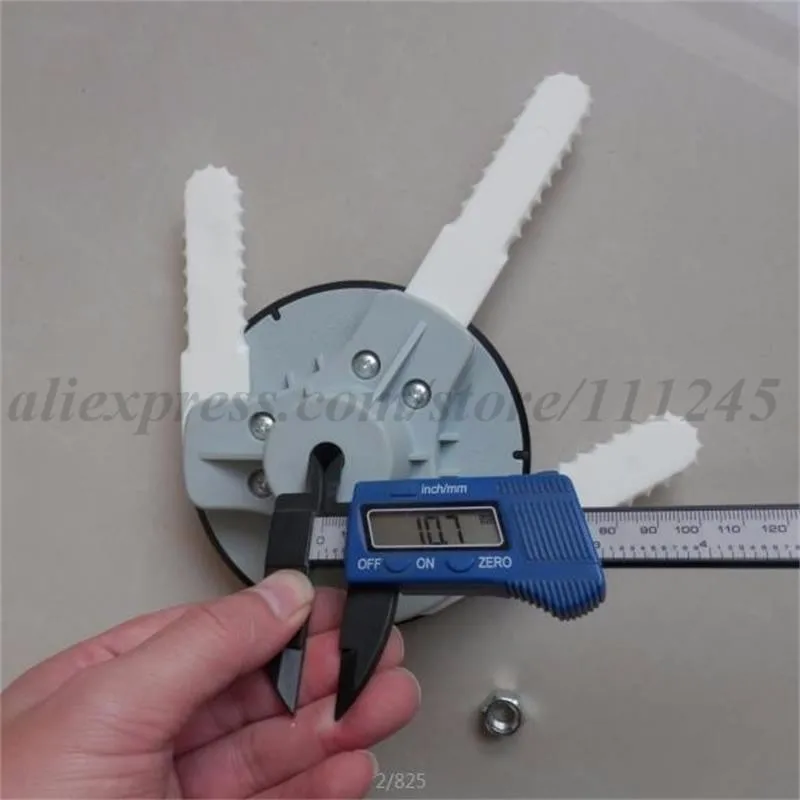 TRIMMER HEAD WITH 3 NYLON BLADES 370003B 6