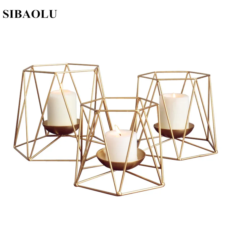 

Golden Metal Candle Holders Modern Gold Candlestick Candelabra for Wedding Dinner Home Decor Geometric Lines Iron Candle Stand