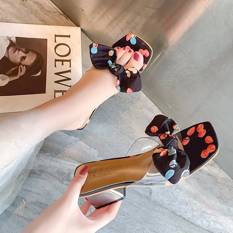 XDA ПВХ силиконовые стельки для защиты от натирания ног Для женщин модные женские туфли на плоской подошве снаружи квадратный каблук открытый носок женские шлепанцы из Женские сандалии Размер 35–40 L399