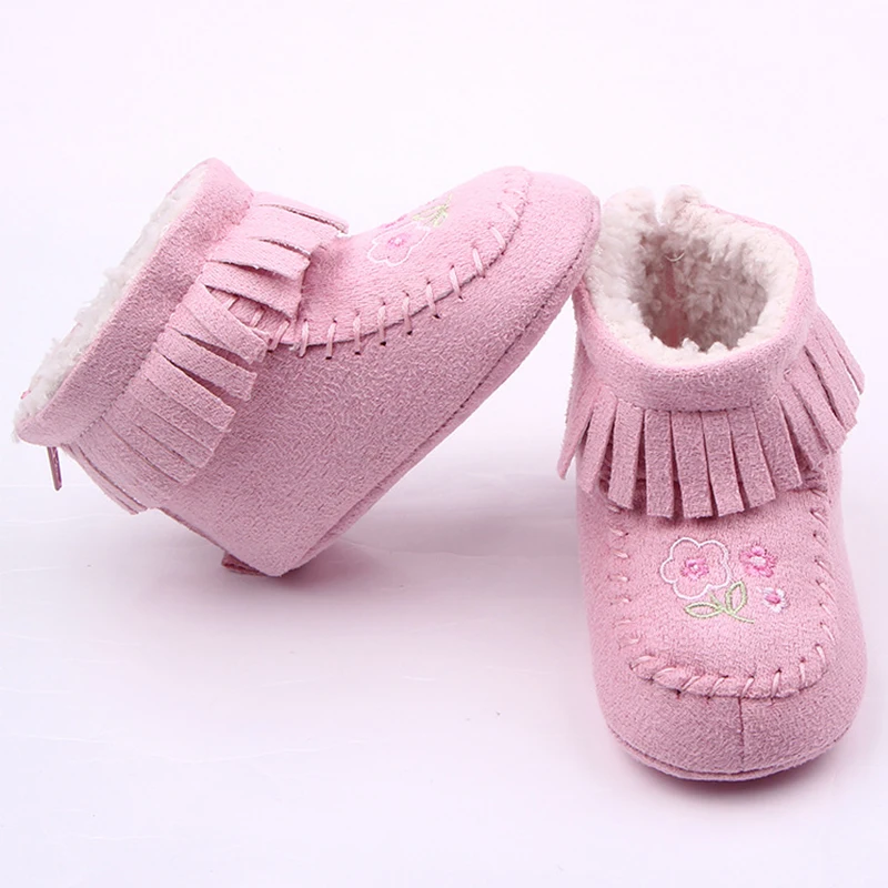 Зимняя теплая обувь для маленьких девочек, модные детские ботиночки с бахромой для новорожденных, обувь для новорожденных