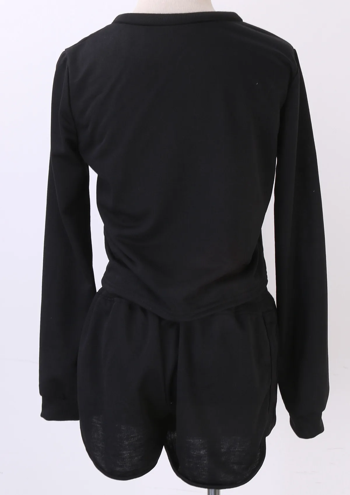 2018 الجديدة النساء الملابس المحاصيل قمم + شورت 2 قطعة/المجموعة النساء ملابس طويلة الأكمام س الرقبة القمصان حزام السراويل الساخنة أبلى 2018 الجديدة النساء الملابس المحاصيل قمم + شورت 2 قطعة/المجموعة النساء ملابس طويلة الأكمام س الرقبة القمصان حزام السراويل الساخنة أبلى